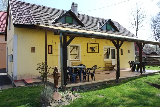 Fadd szállás családoknak